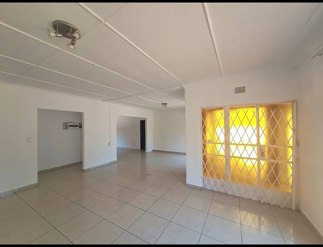3 BEDROOM HOUSE TO LET IN ARCON PARK